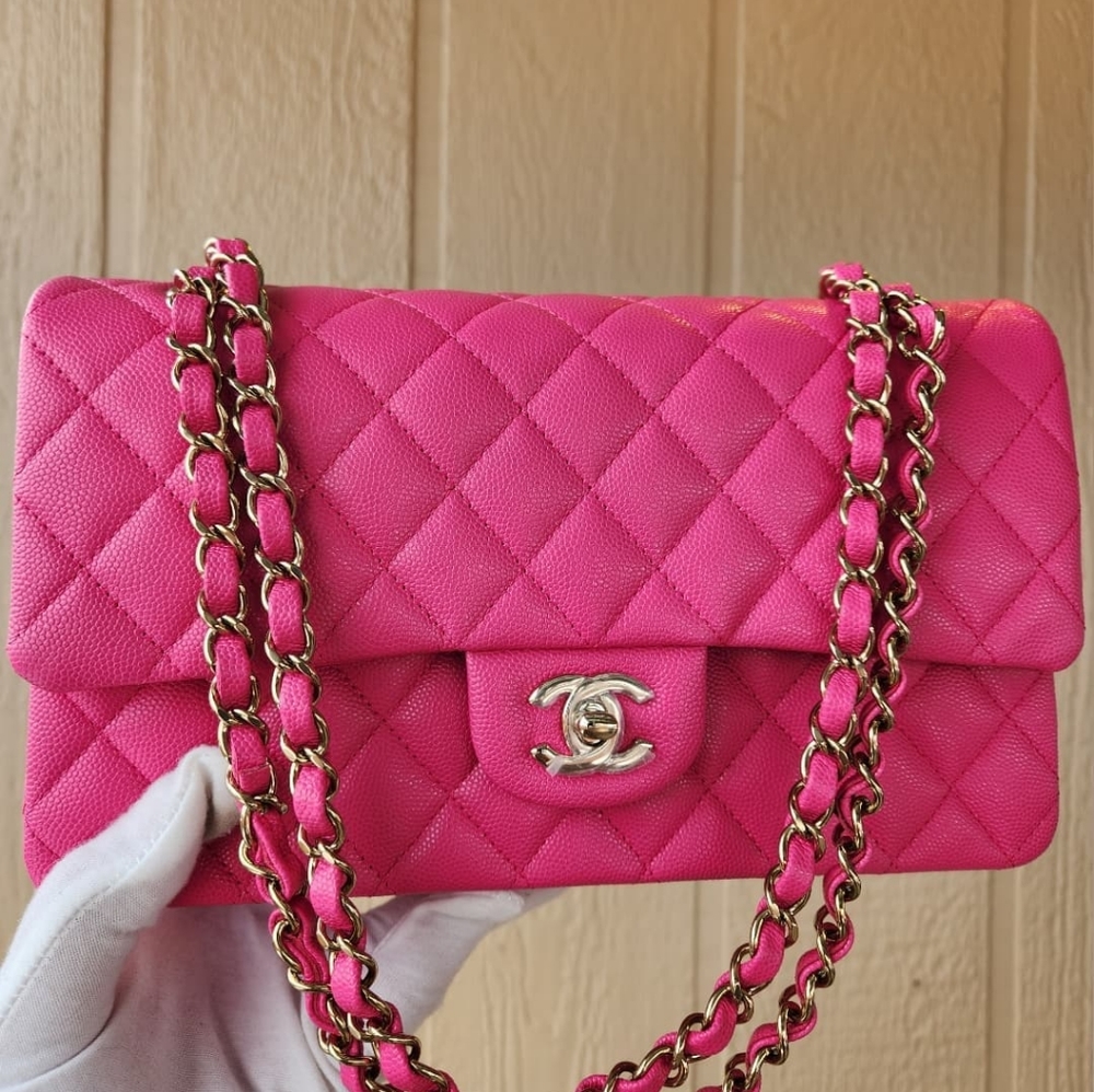 22P Chanel Dark Pink Fuschia Medium Classic Flap